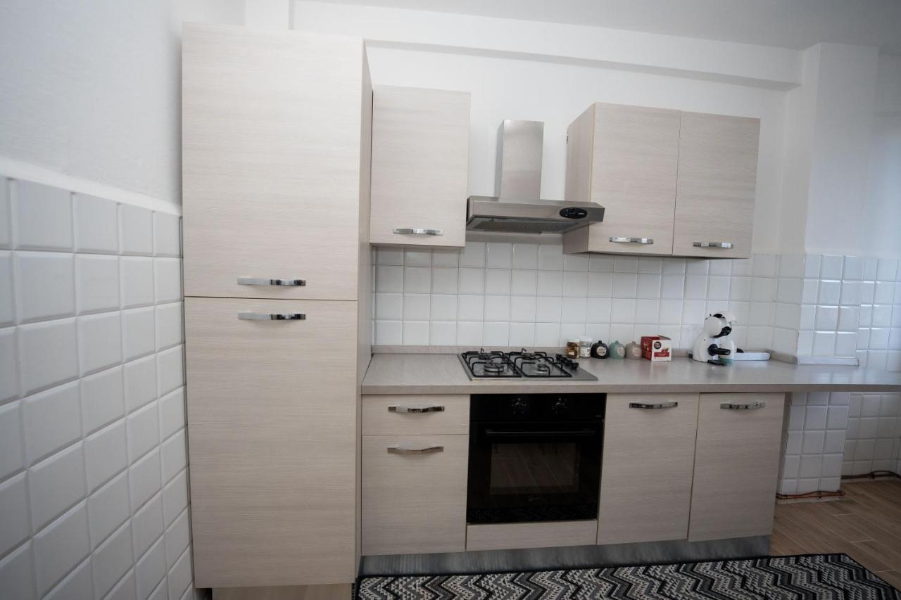 Intero Appartamento A Genova Luaran gambar